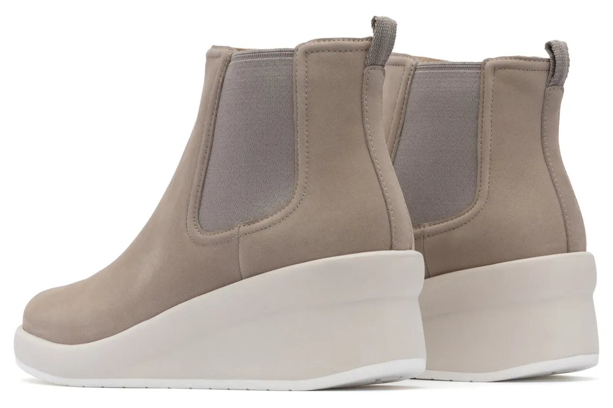 ABEO Passage Chelsea Metatarsal-Women Standard | Education