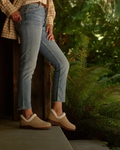 ABEO Pioneer Bootie-Women Standard | Education