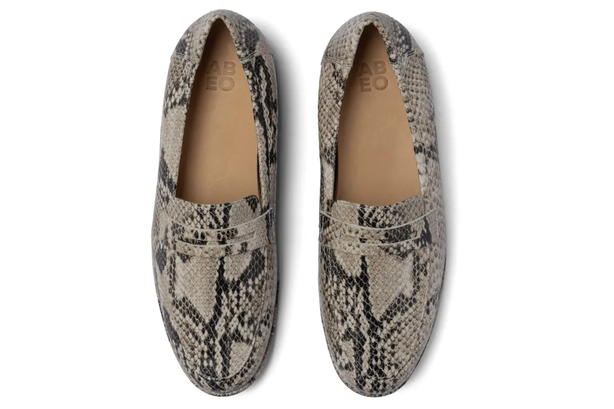 ABEO Strada Loafer Metatarsal-Women Standard | Education