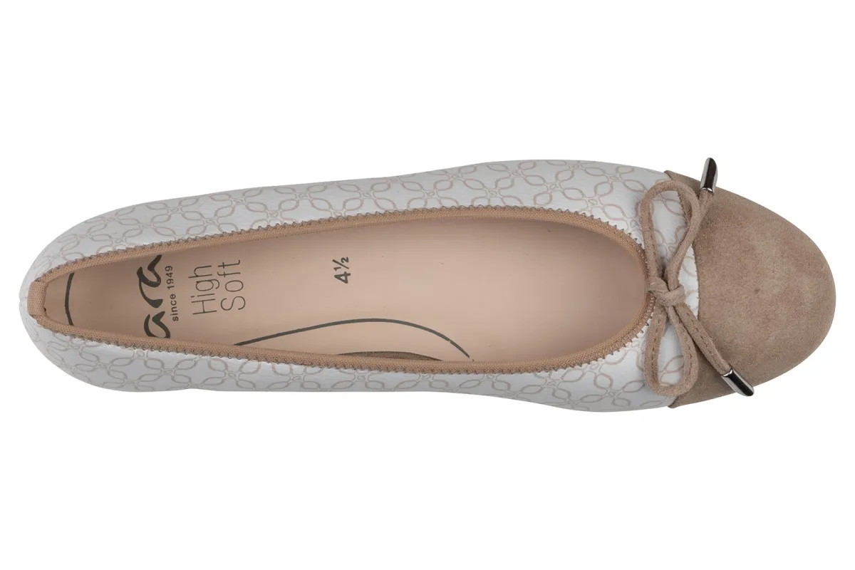 ara Belinda-Women Standard | Casual Shoes