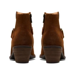Clarks Neva Buckle-Women Wide | Standard