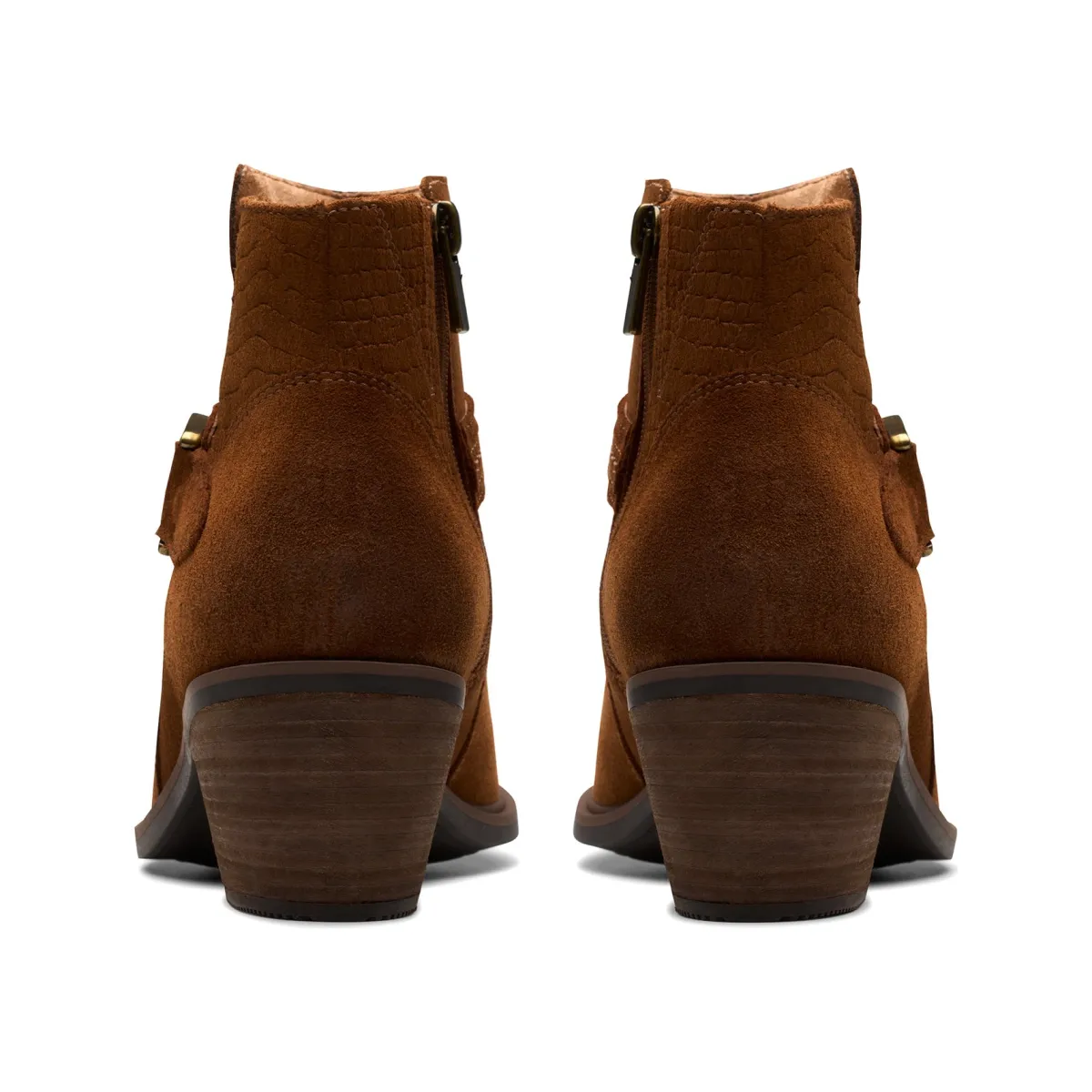Clarks Neva Buckle-Women Wide | Standard