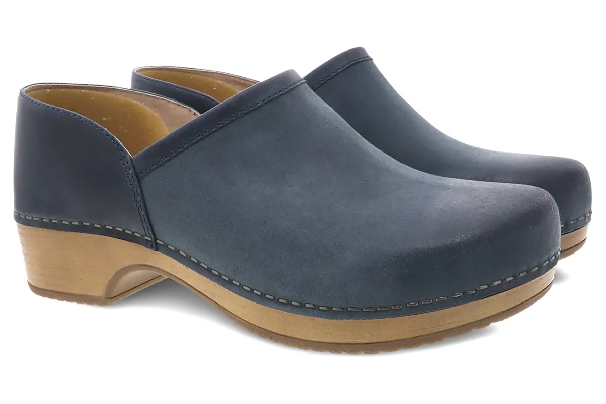 Dansko Brenna-Women Service | Education