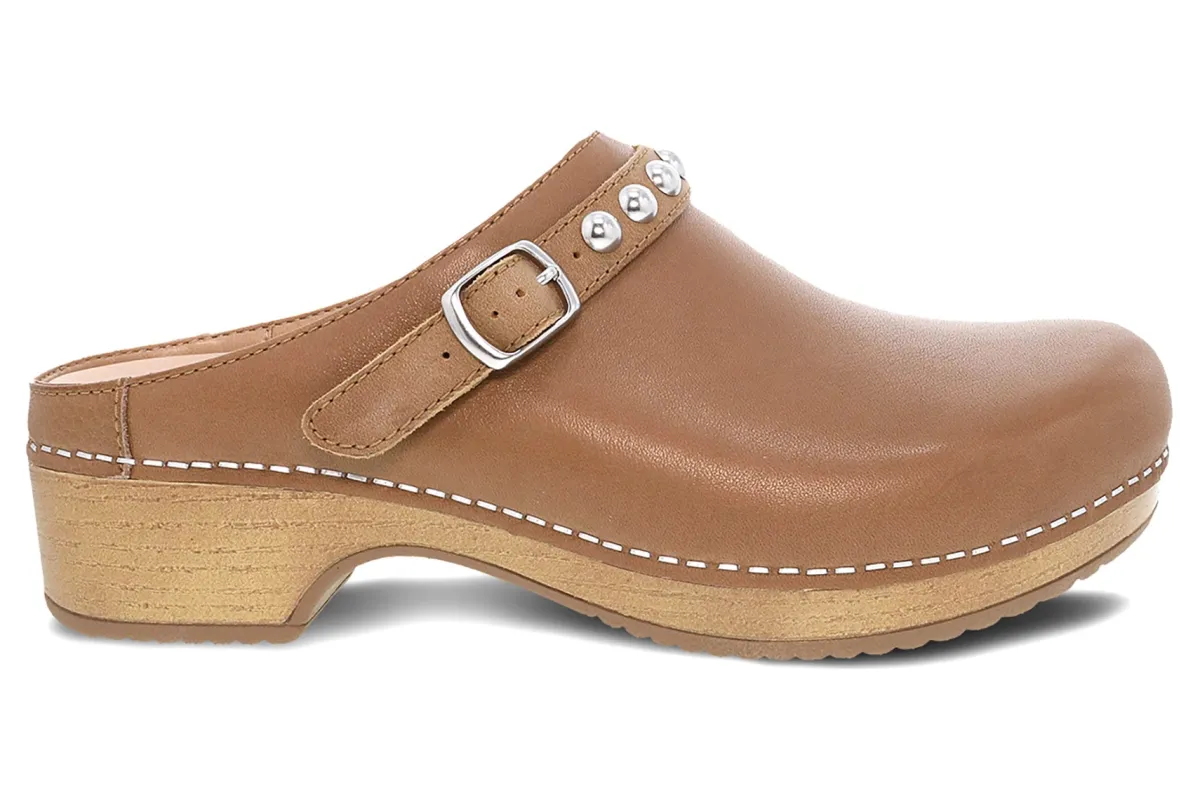 Dansko Britton-Women Standard | Service