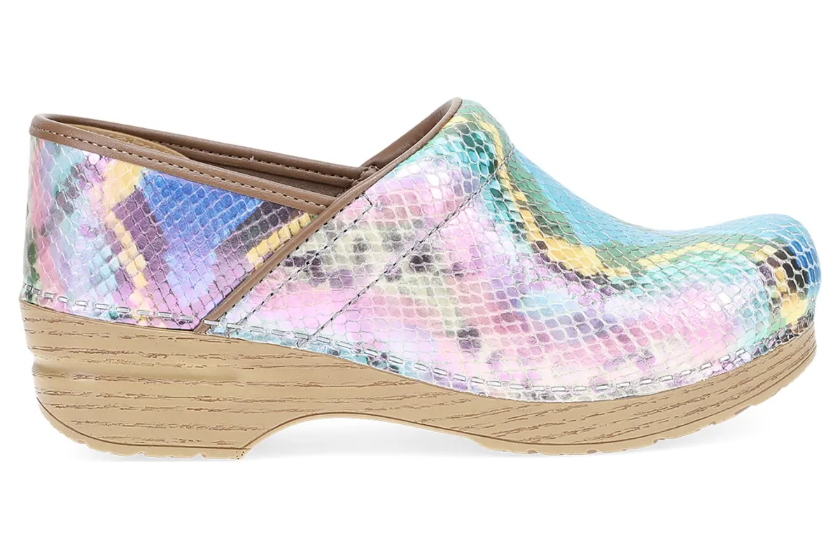 Dansko Pro-Women Service | Education