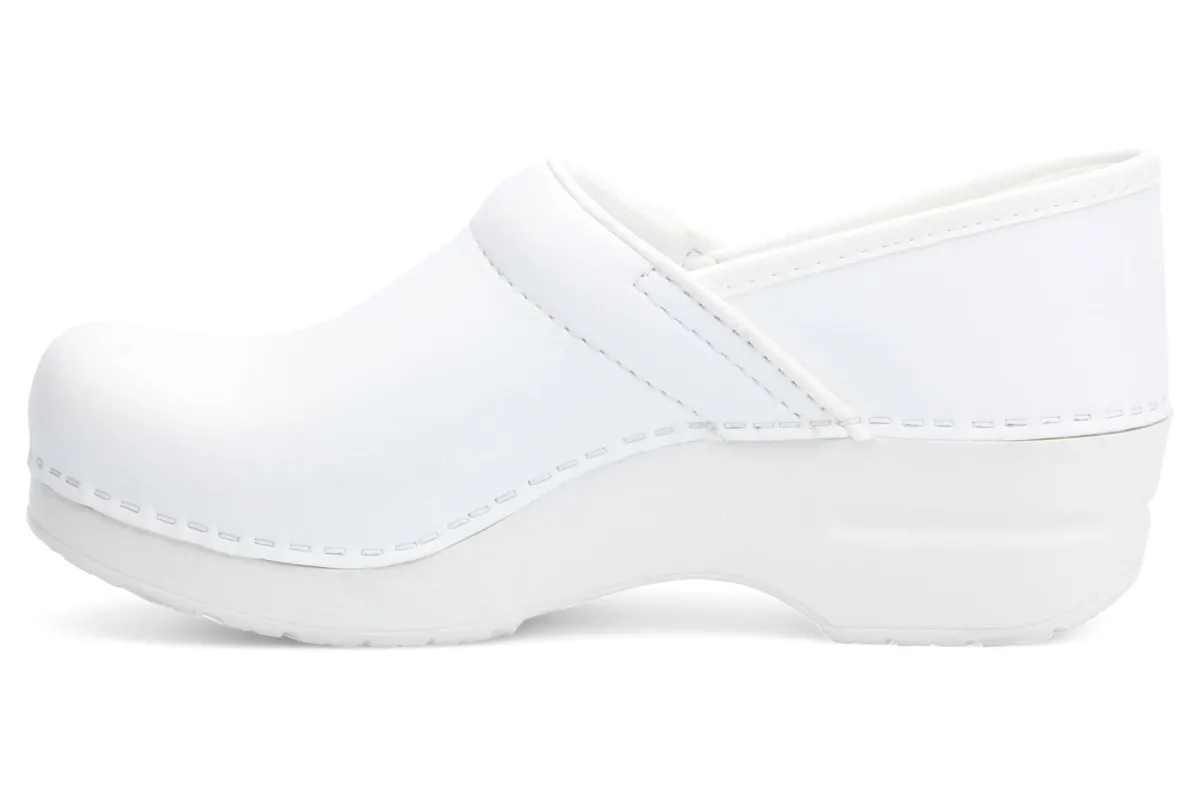 Dansko Pro-Women Standard | Narrow