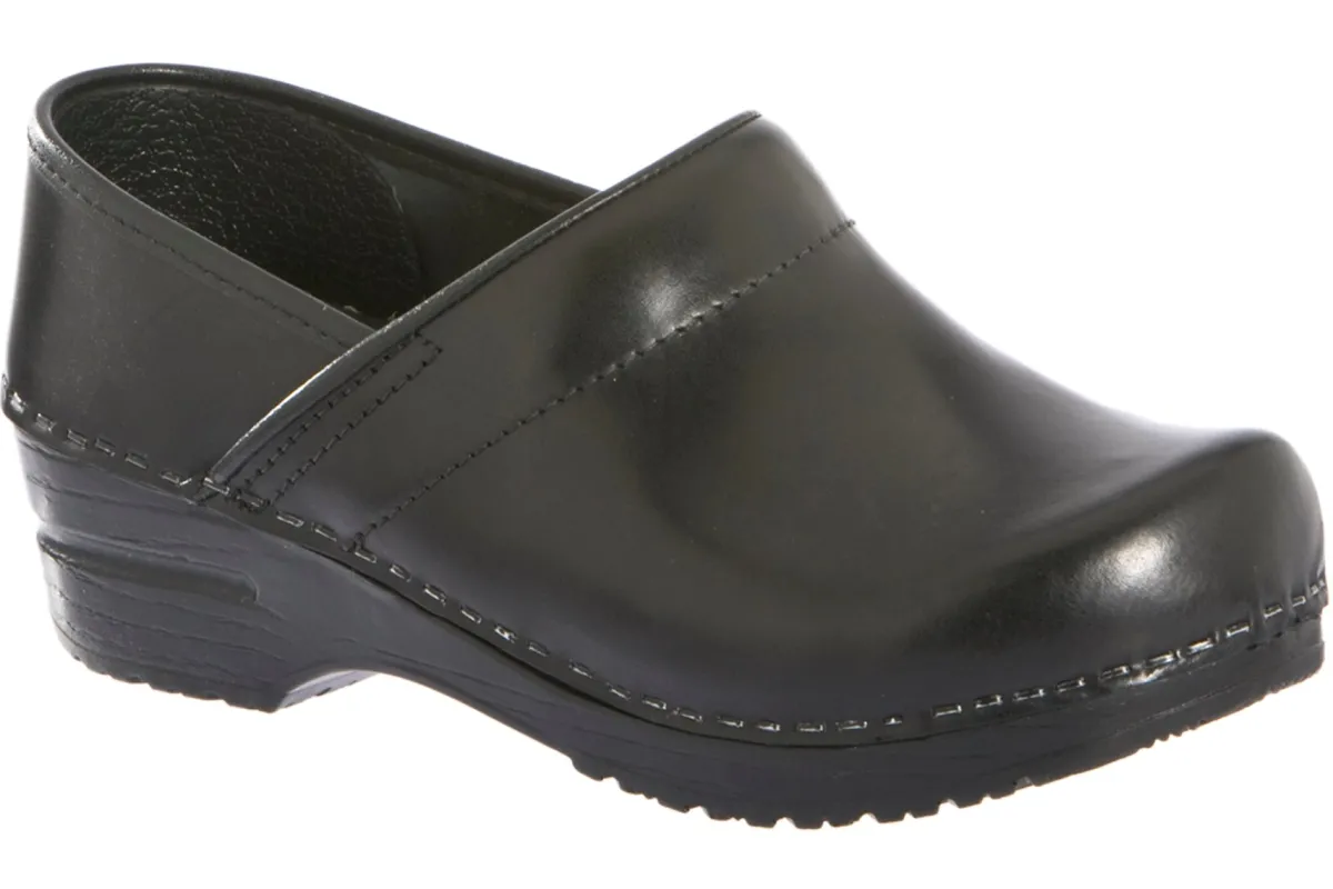 Dansko Professional- Medium | Service