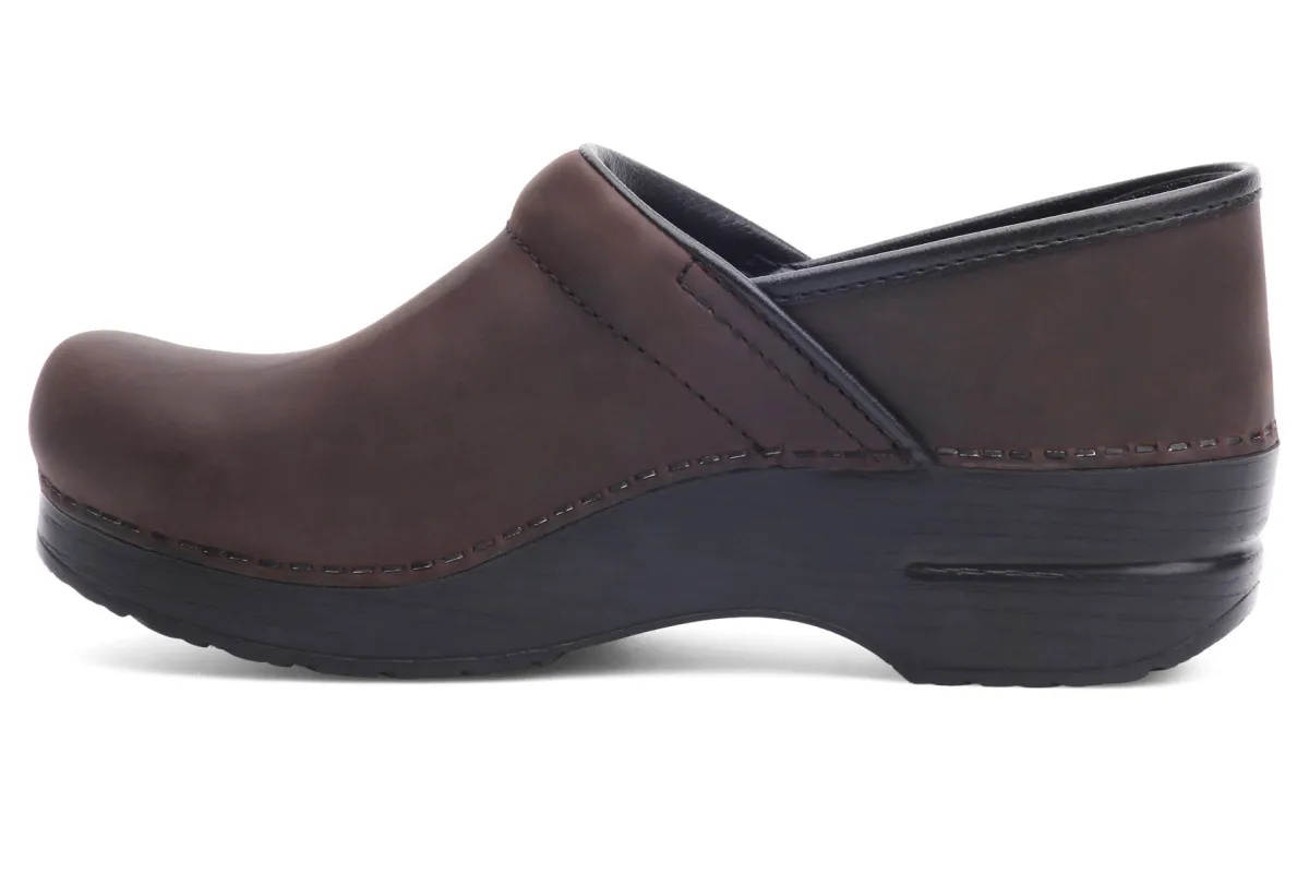 Dansko Professional- Wide | Medium