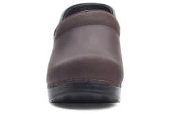 Dansko Professional- Wide | Medium
