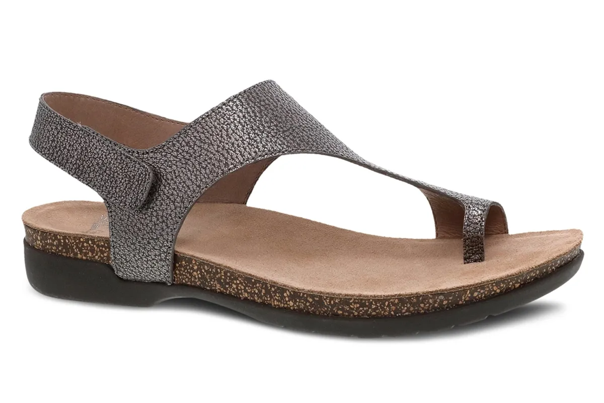 Dansko Reece-Women Standard | Travel
