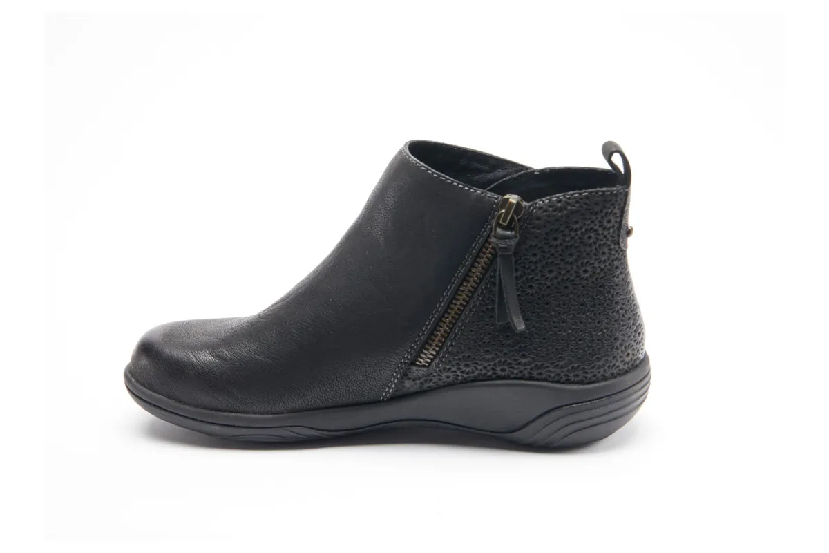 Halsa Footwear Althea-Women Standard | Wide