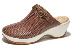 Halsa Footwear Chloe-Women Standard | Wide