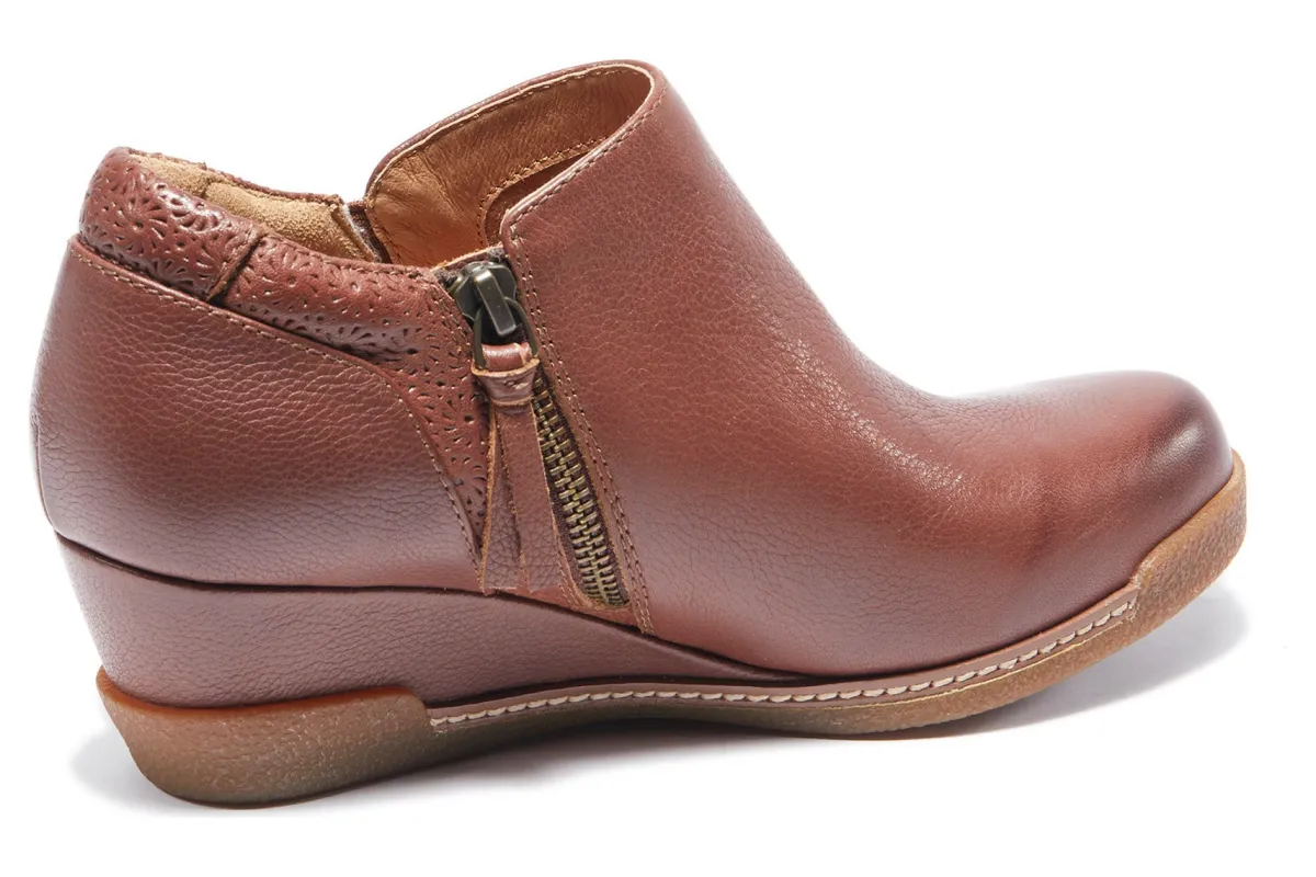 Halsa Footwear Devina-Women Standard | Wide