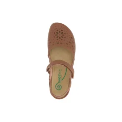 Naot Arataki-Women Standard | Education
