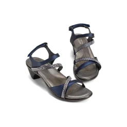 Naot Innovate-Women Standard | Office