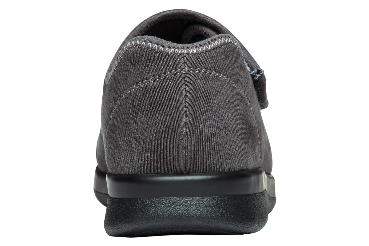 Propet Cush N Foot- Medium | Casual Shoes