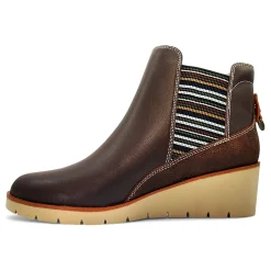 Revere Galway-Women Wide | Standard