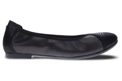 Revere Nairobi-Women Standard | Wide