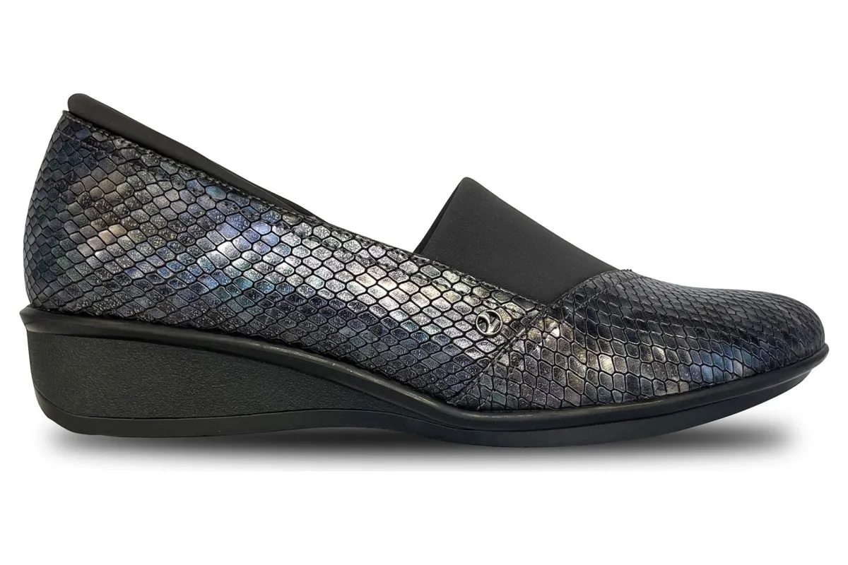 Revere Naples-Women Wide | Standard
