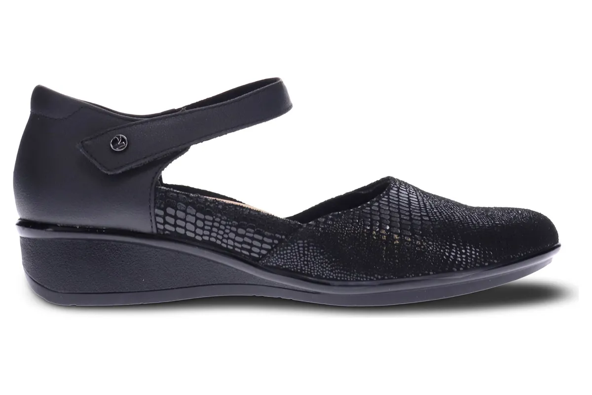 Revere Osaka-Women Wide | Standard
