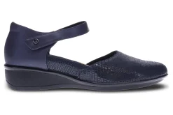 Revere Osaka-Women Wide | Standard