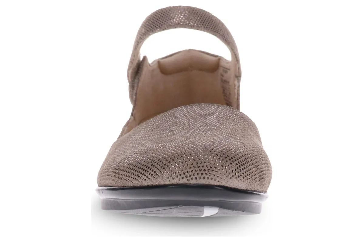 Revere Osaka-Women Wide | Standard