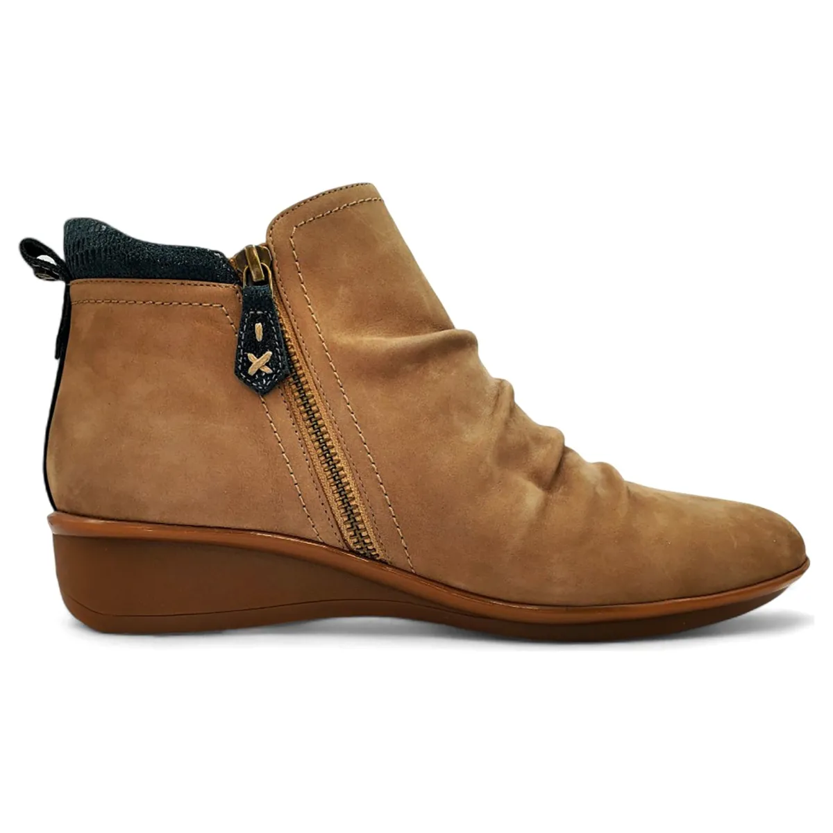 Revere Plymouth-Women Wide | Standard