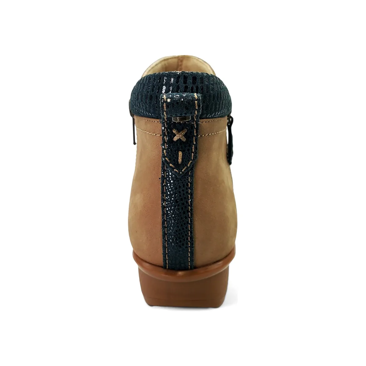 Revere Plymouth-Women Wide | Standard