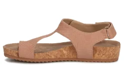 Ros Hommerson Preston-Women Wide | Standard