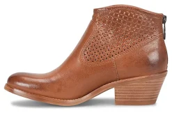 Sofft Aisley Perf-Women Standard | Education