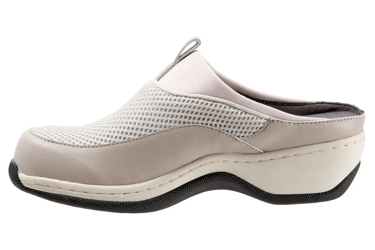Softwalk Aberdeen-Women Standard | Wide
