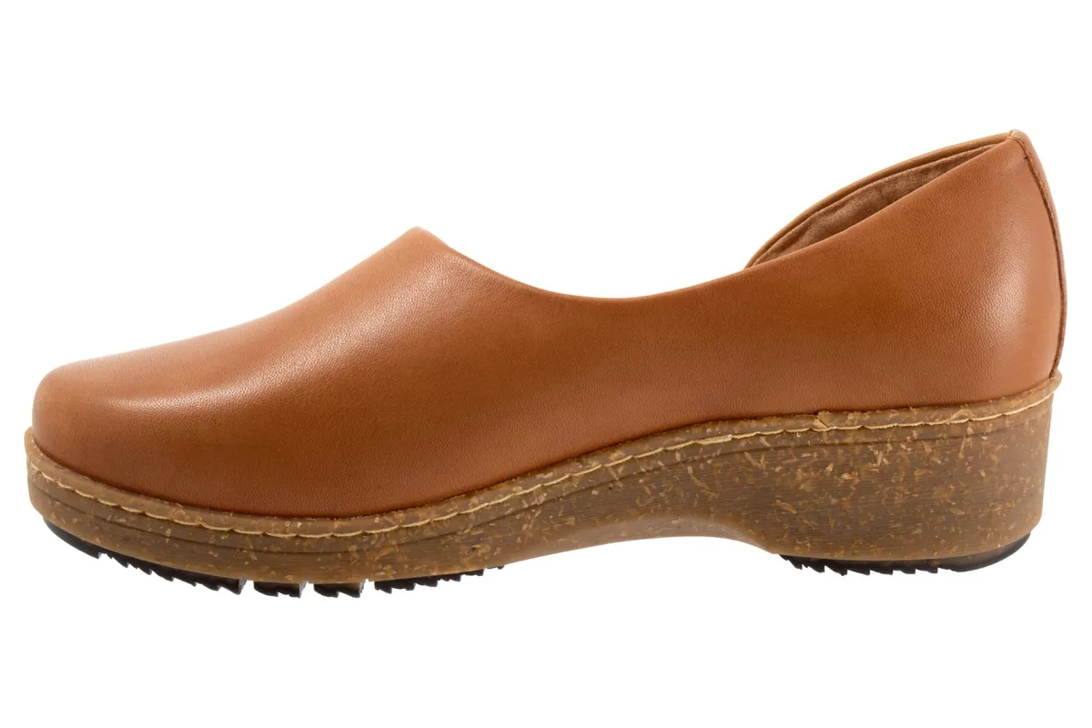 Softwalk Addie-Women Wide | Standard