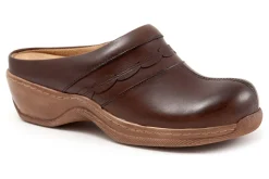 Softwalk Amber-Women Wide | Clogs