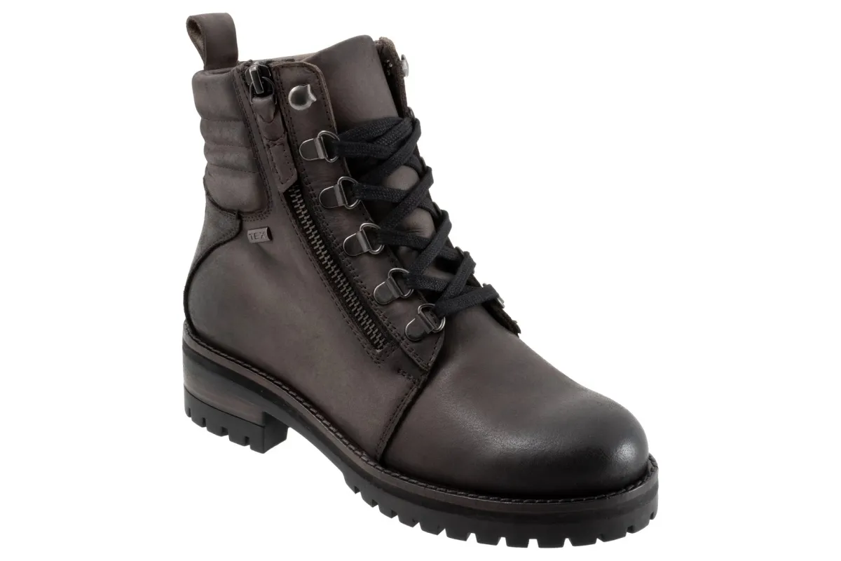 Softwalk Everett-Women Wide | Standard