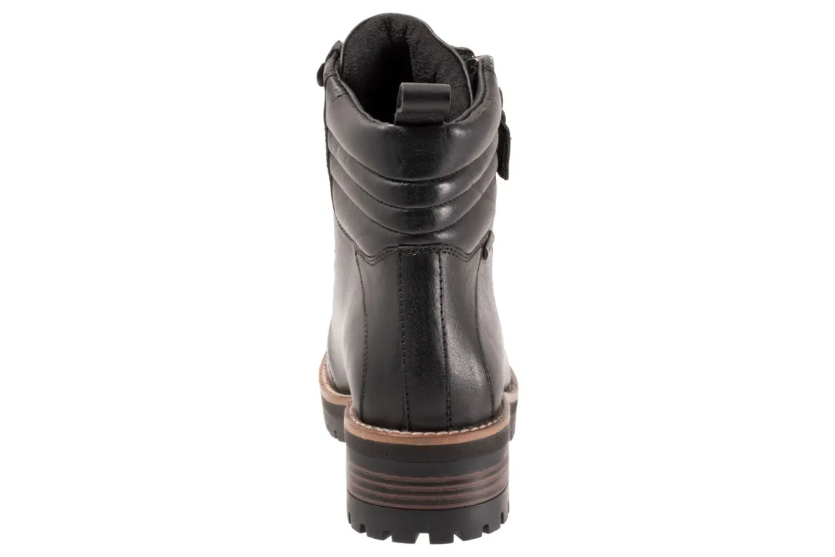 Softwalk Everett-Women Standard | Wide