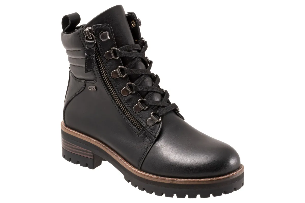 Softwalk Everett-Women Standard | Wide