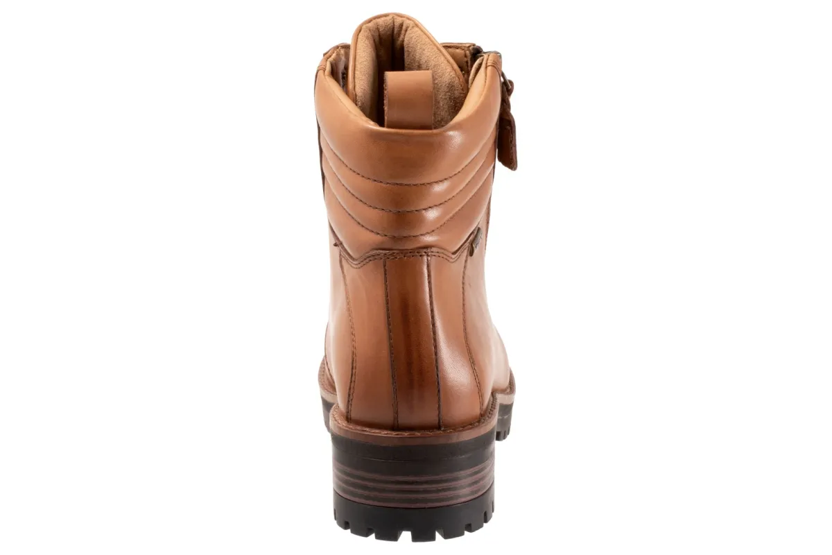 Softwalk Everett-Women Standard | Wide