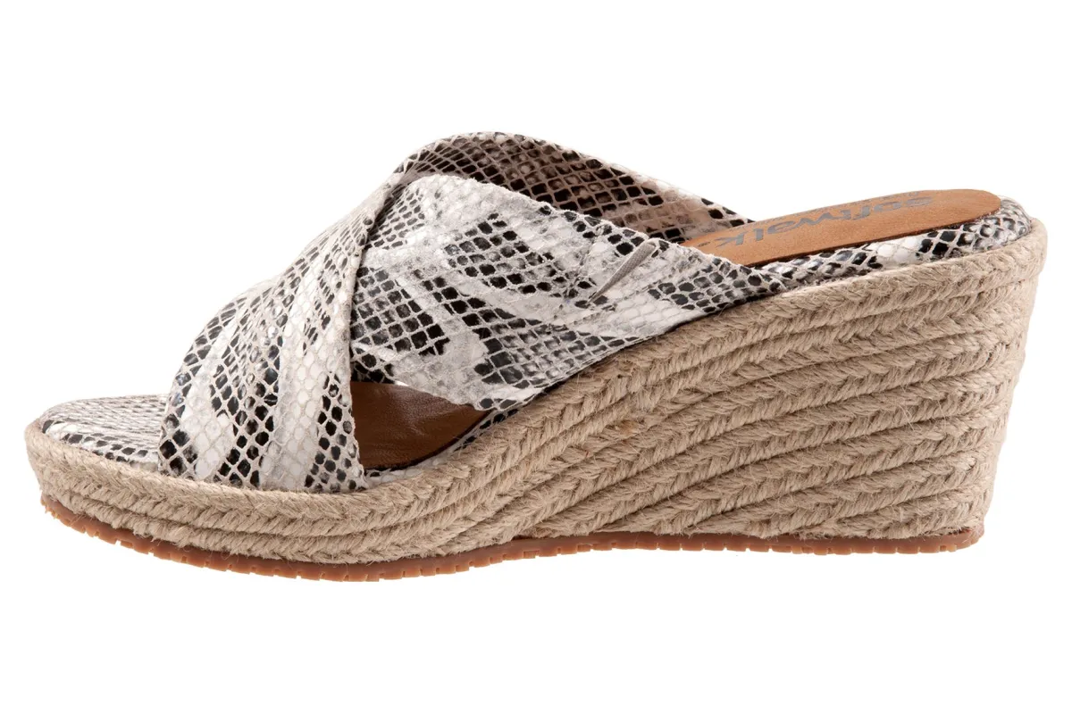 Softwalk Halsey-Women Wide | Sandals