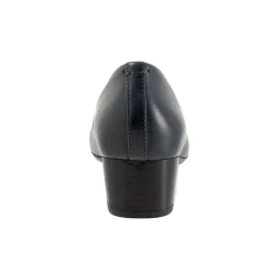 Softwalk Lynn-Women Wide | Standard