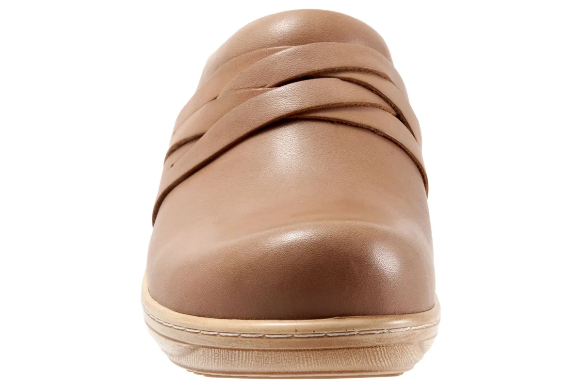 Softwalk Mackay-Women Narrow | Clogs