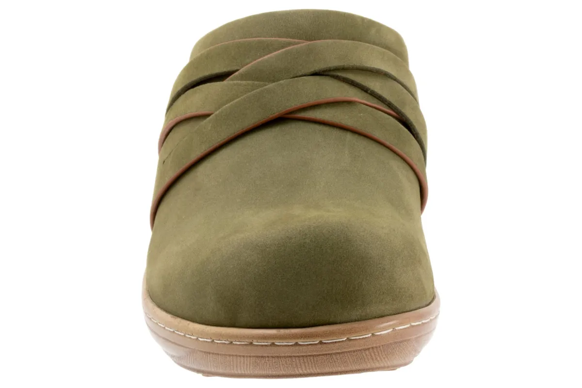 Softwalk Mackay-Women Standard | Narrow