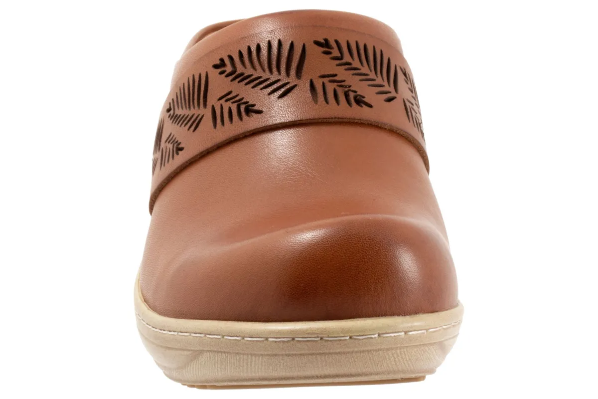 Softwalk Melita-Women Standard | Clogs