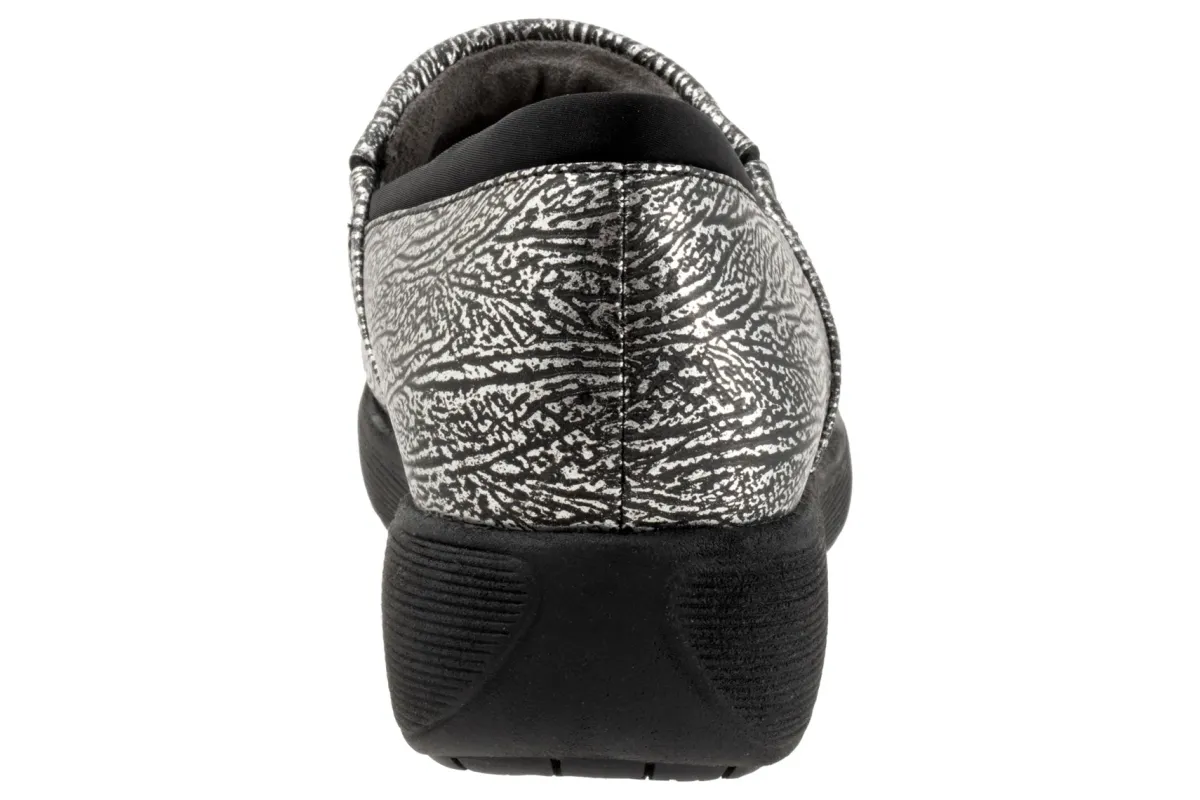 Softwalk Meredith Sport-Women Wide | Standard
