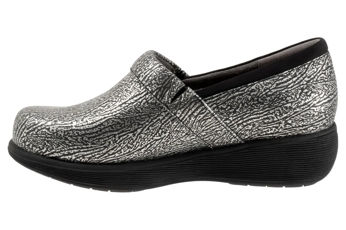 Softwalk Meredith Sport-Women Wide | Standard