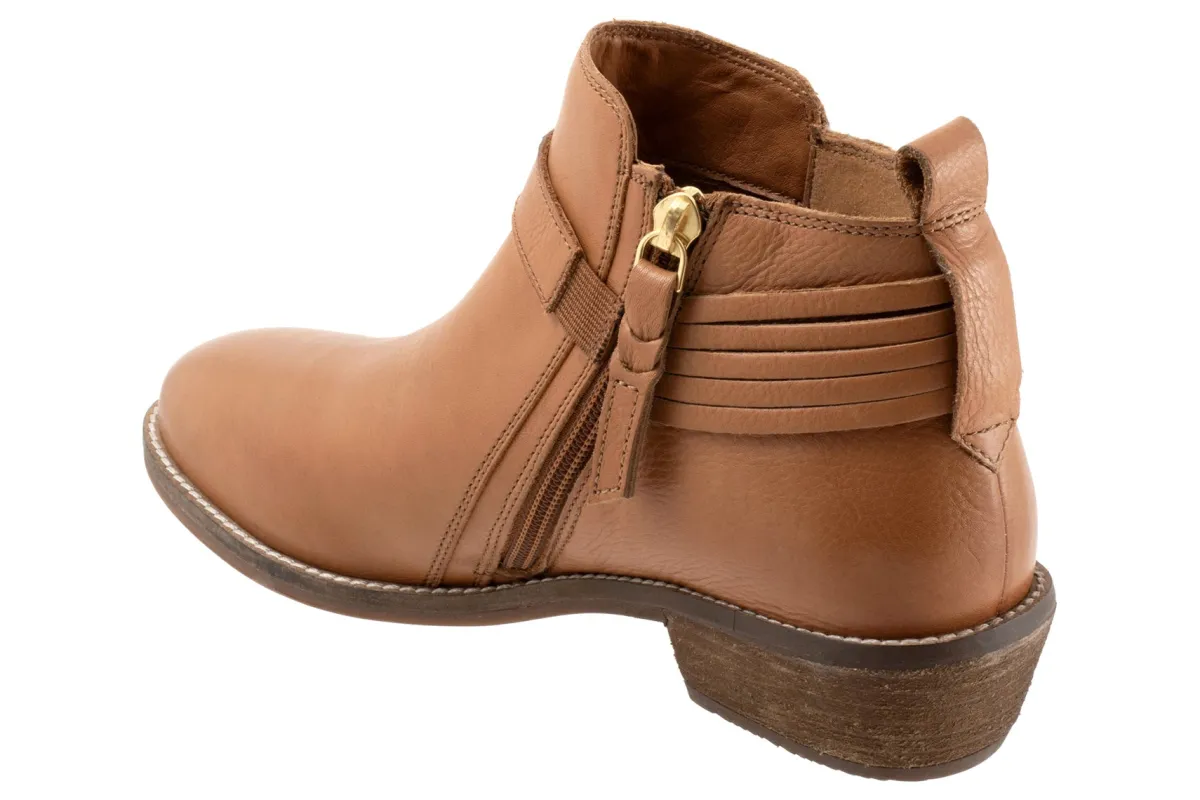 Softwalk Reade-Women Standard | Wide