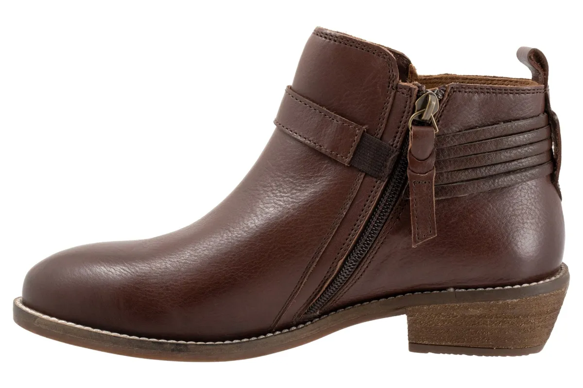 Softwalk Reade-Women Wide | Standard