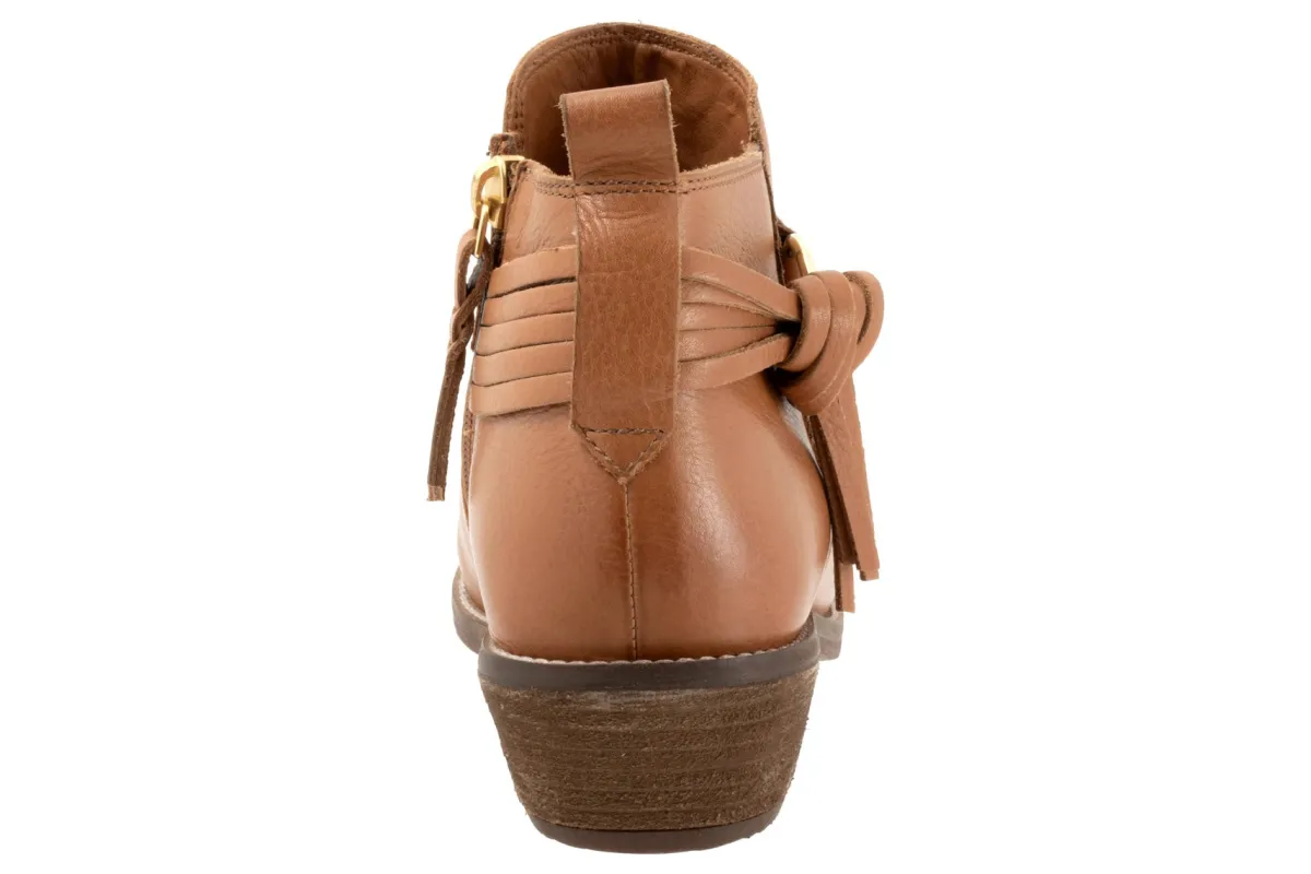 Softwalk Reade-Women Standard | Wide