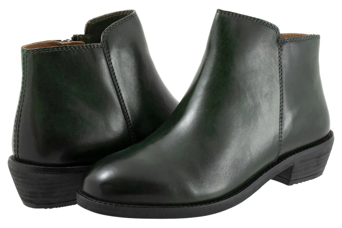 Softwalk Rocklin 2.0-Women Wide | Standard