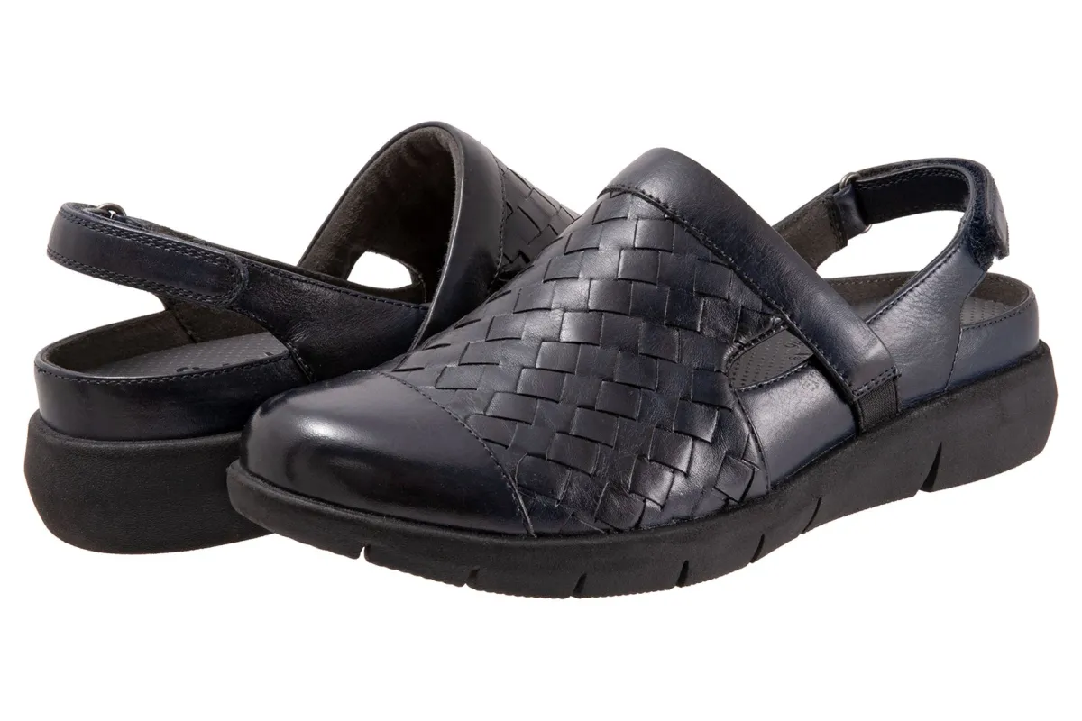 Softwalk Salina Woven II-Women Standard | Extra Wide