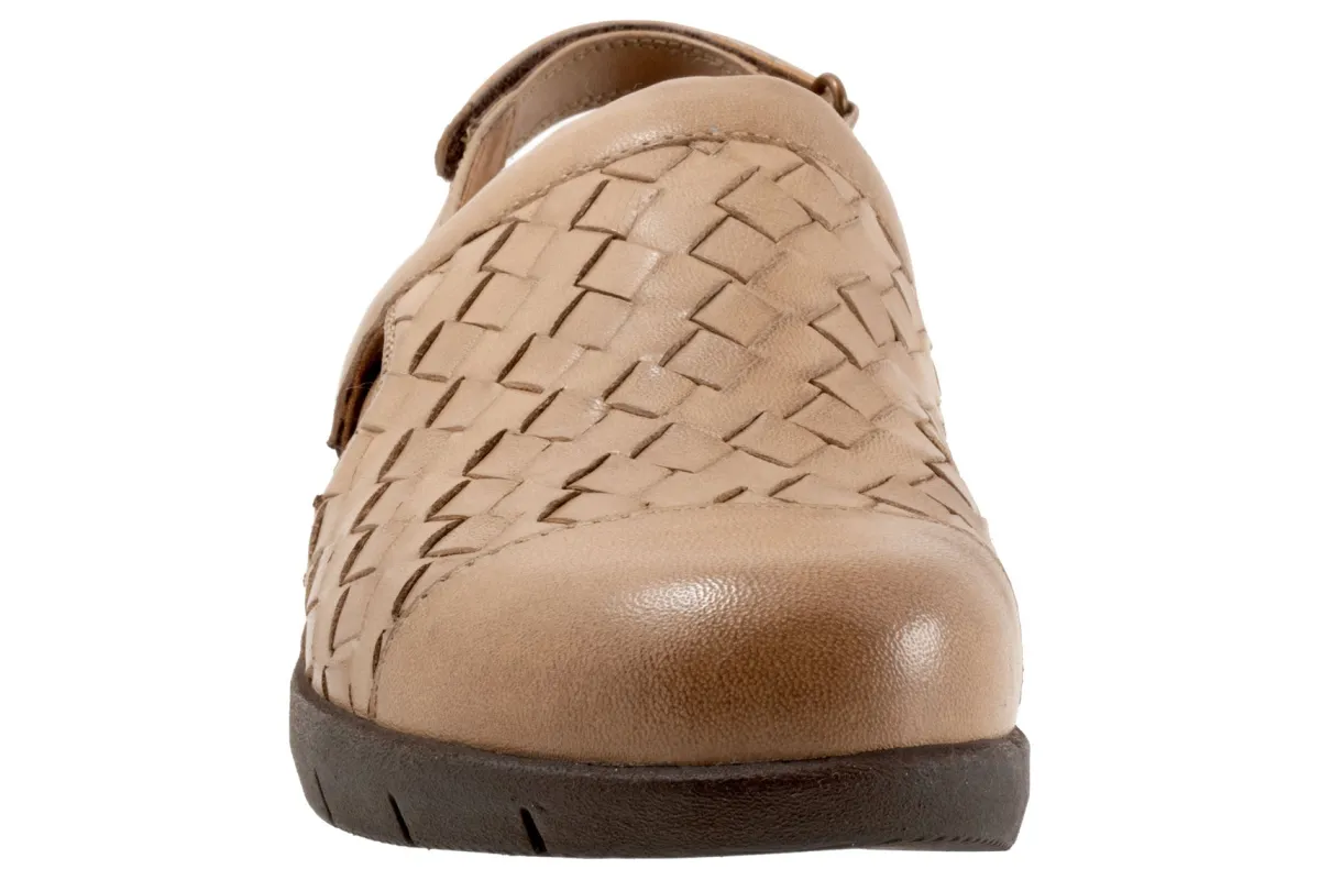 Softwalk Salina Woven II-Women Standard | Wide
